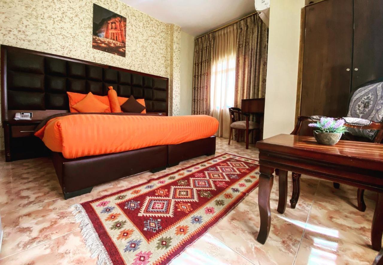 Anbat Midtown Hotel Wadi Musa Eksteriør bilde